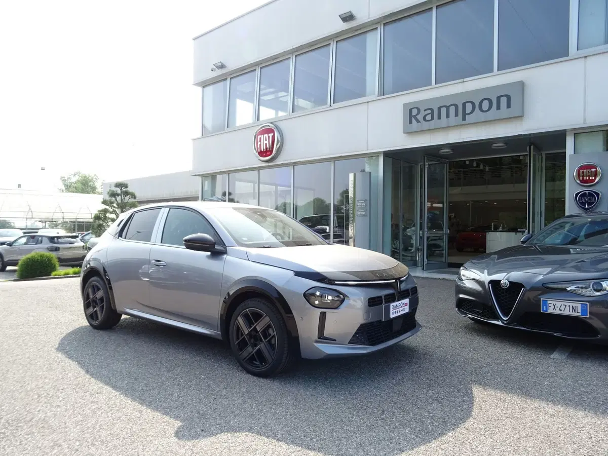 Lancia Ypsilon nuova a Venezia (6)
