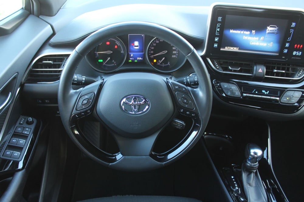 Toyota Toyota C-HR usata a Cuneo (7)