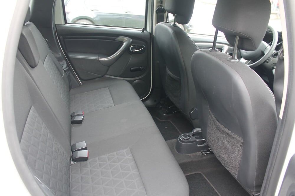 Dacia Duster usata a Cuneo (10)