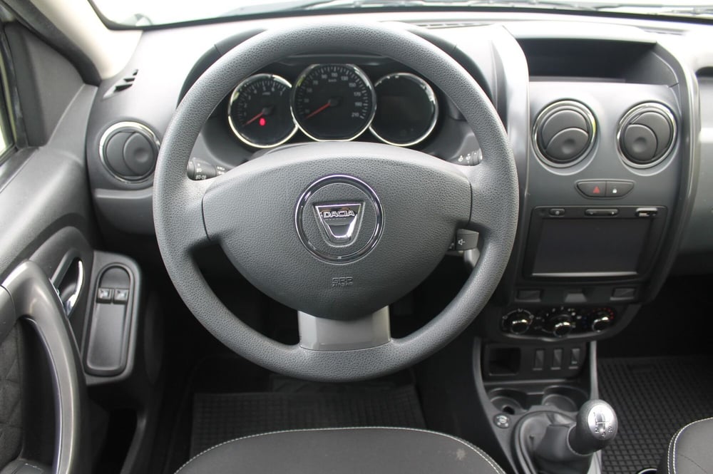 Dacia Duster usata a Cuneo (7)