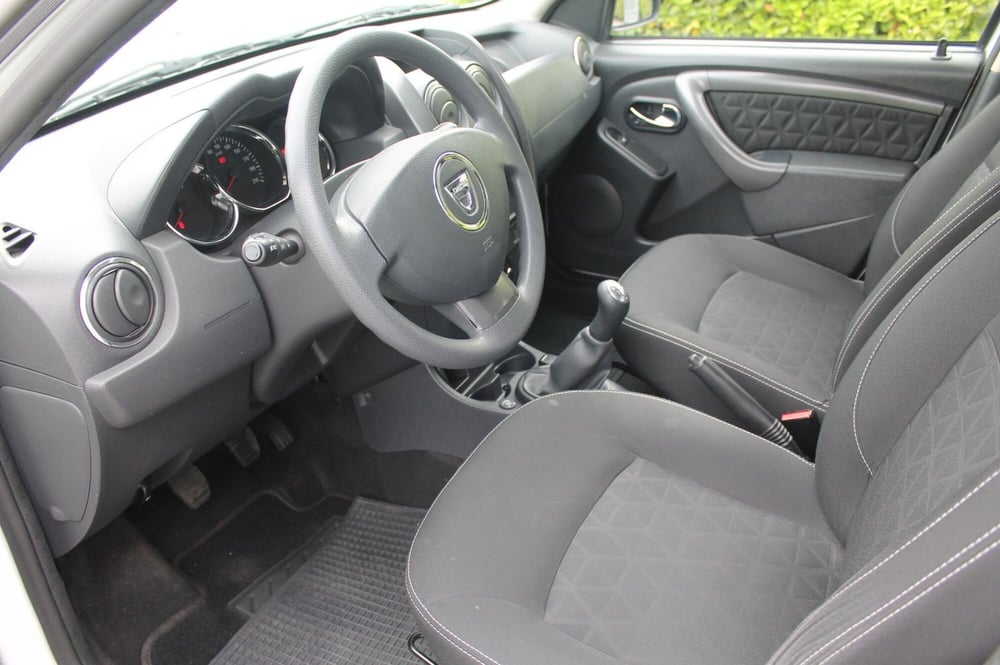 Dacia Duster usata a Cuneo (8)
