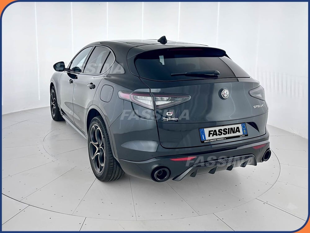 Alfa Romeo Stelvio usata a Milano (4)