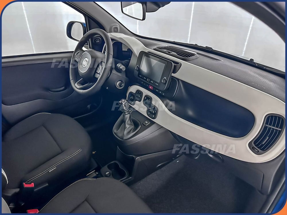 Fiat Panda Cross nuova a Milano (14)