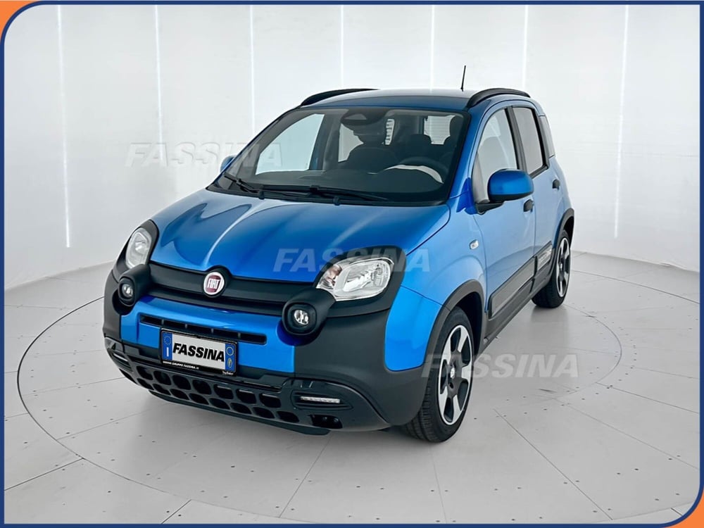 Fiat Panda Cross nuova a Milano (3)