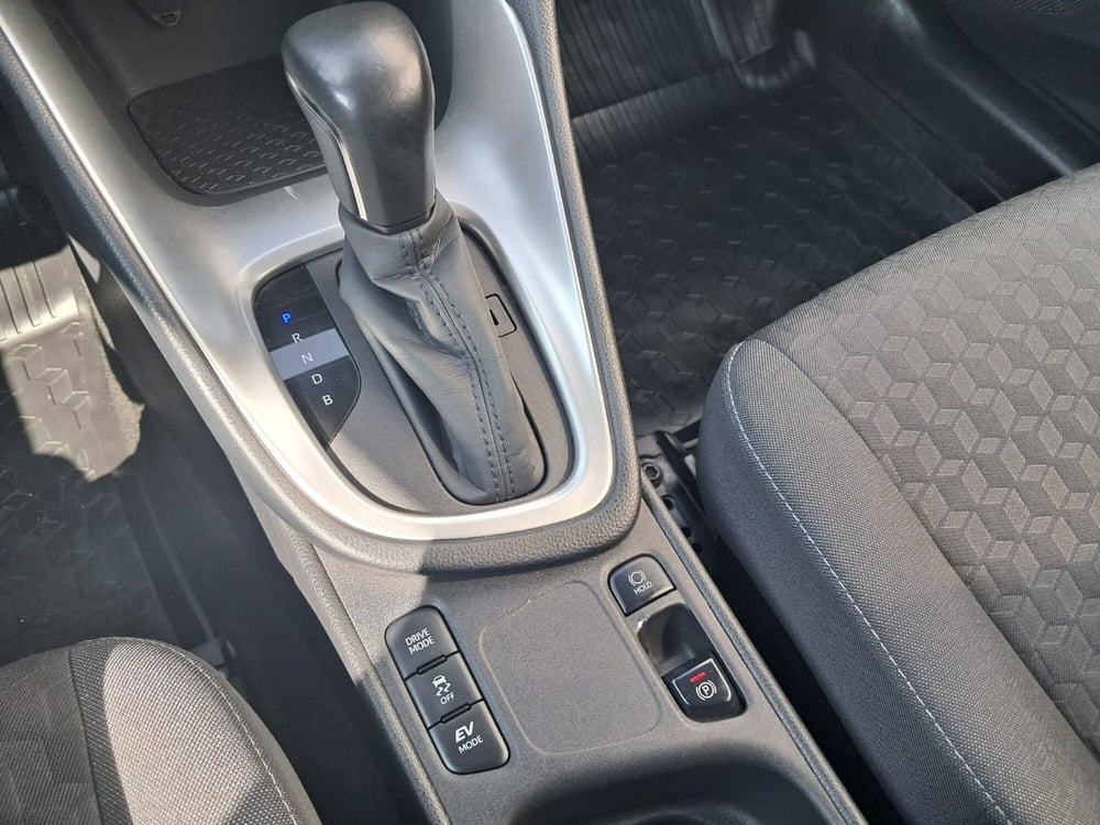 Toyota Yaris usata a Cagliari (16)