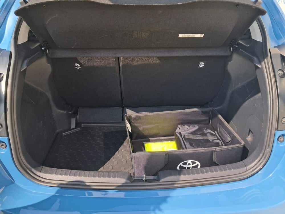 Toyota Yaris usata a Cagliari (9)