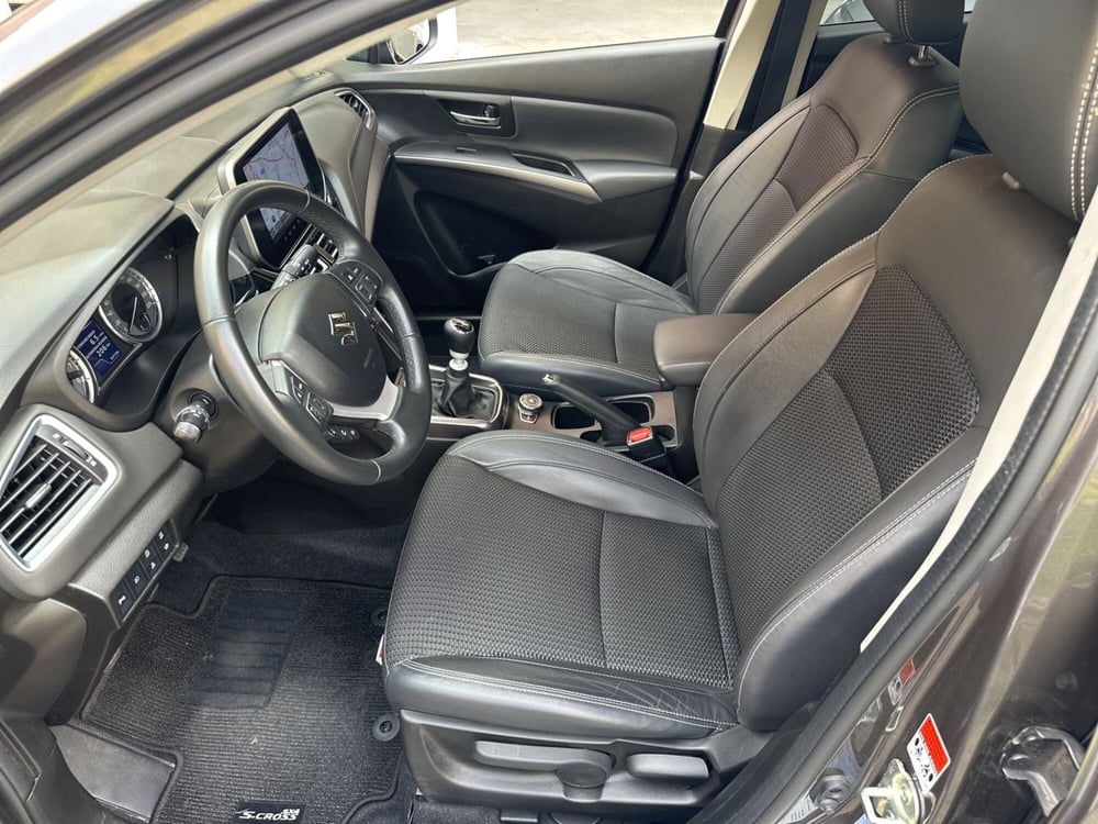 Suzuki S-Cross usata a Vercelli (16)