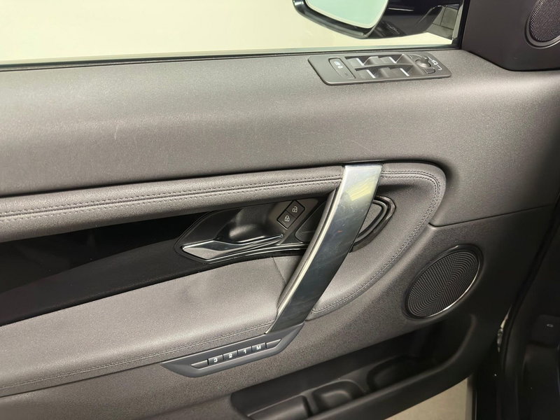 Land Rover Discovery Sport usata a Milano (20)