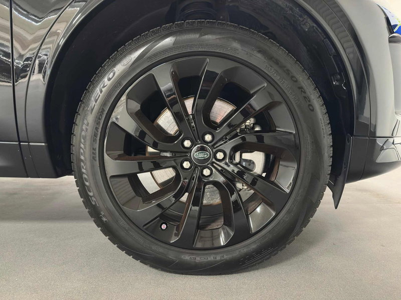 Land Rover Discovery Sport usata a Milano (9)