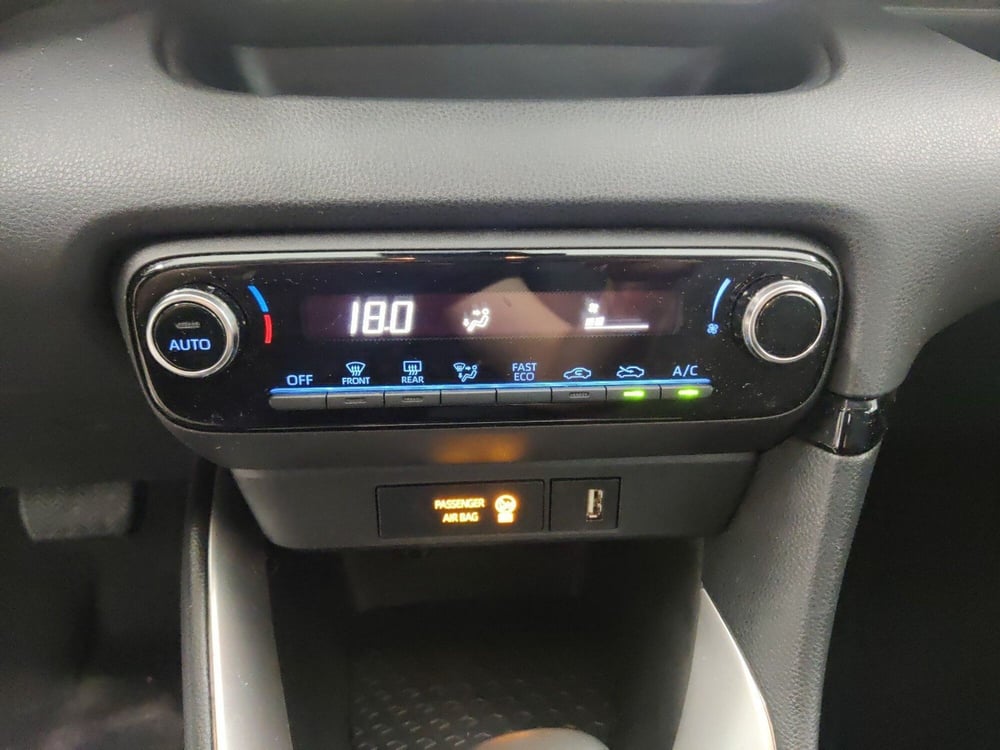Mazda Mazda2 Hybrid usata a Arezzo (18)