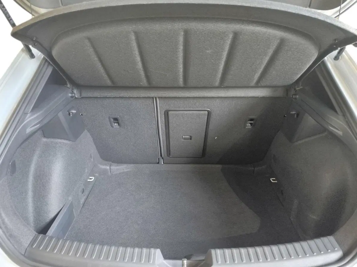 SEAT Leon usata a Udine (15)
