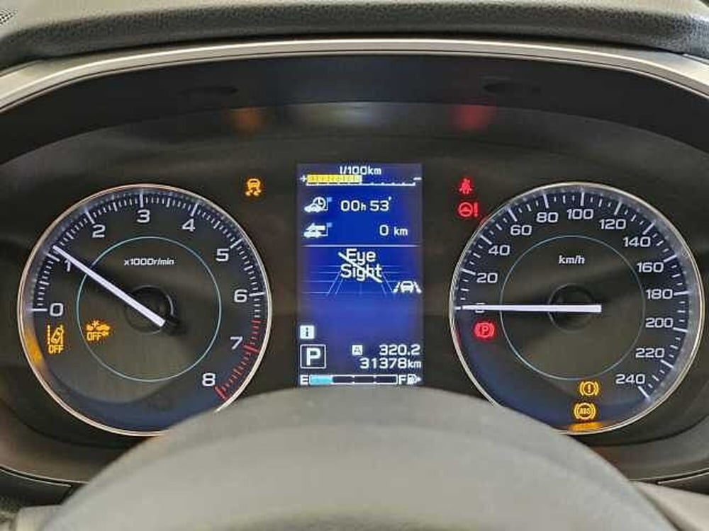 Subaru XV usata a Caserta (9)