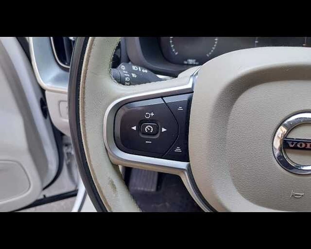 Volvo XC60 usata a Ravenna (12)