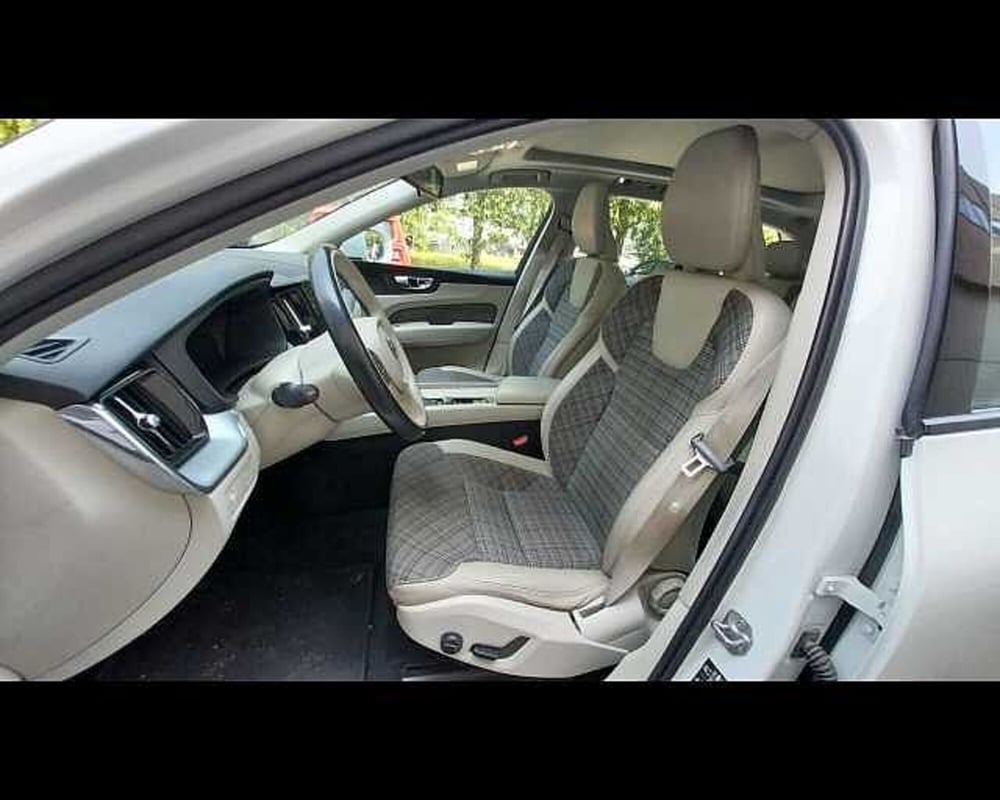 Volvo XC60 usata a Ravenna (17)