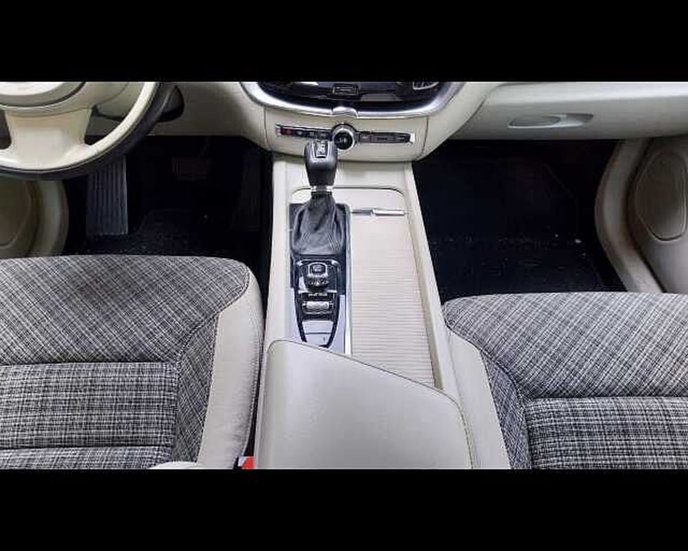 Volvo XC60 usata a Ravenna (9)