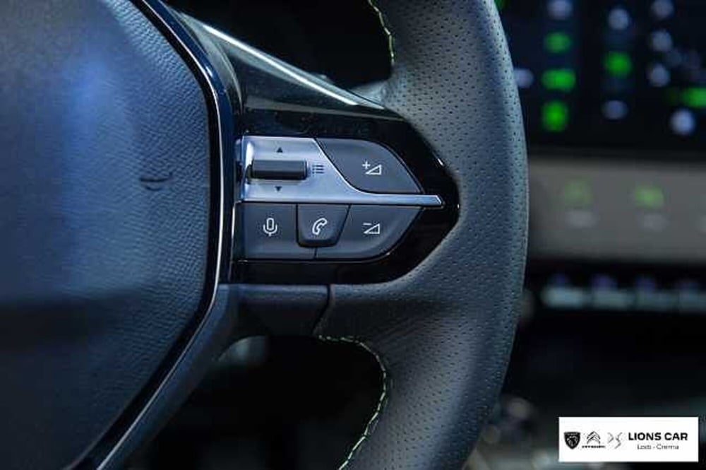 Peugeot 408 nuova a Lodi (15)