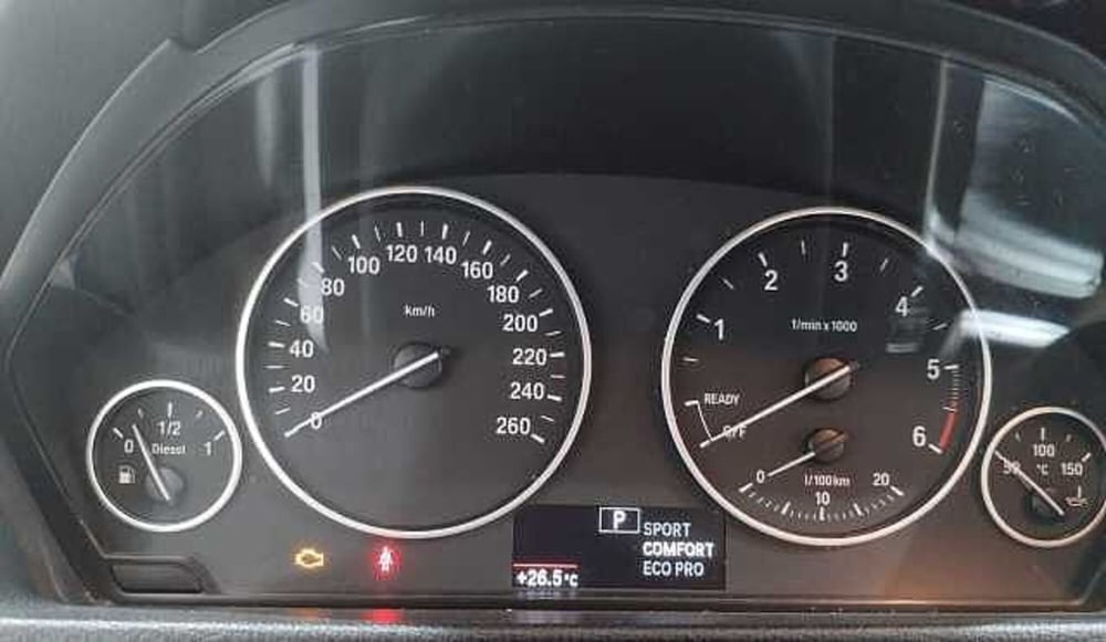 BMW Serie 3 Touring usata a Lecce (11)