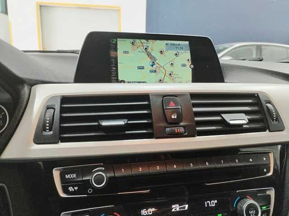BMW Serie 3 Touring usata a Lecce (14)