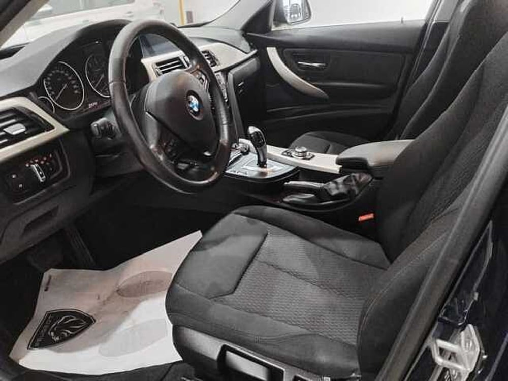 BMW Serie 3 Touring usata a Lecce (6)