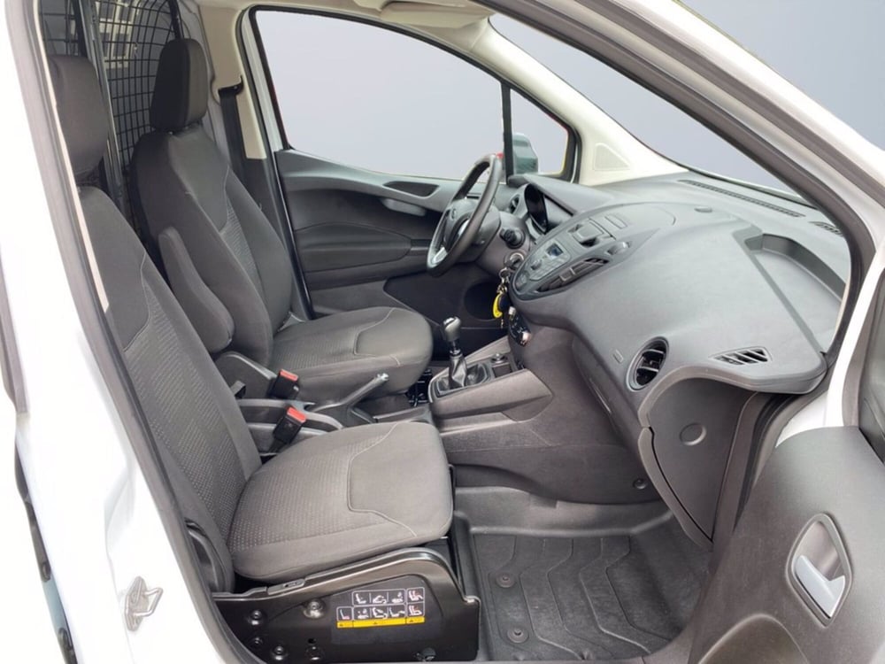Ford Transit Courier usata a Milano (10)