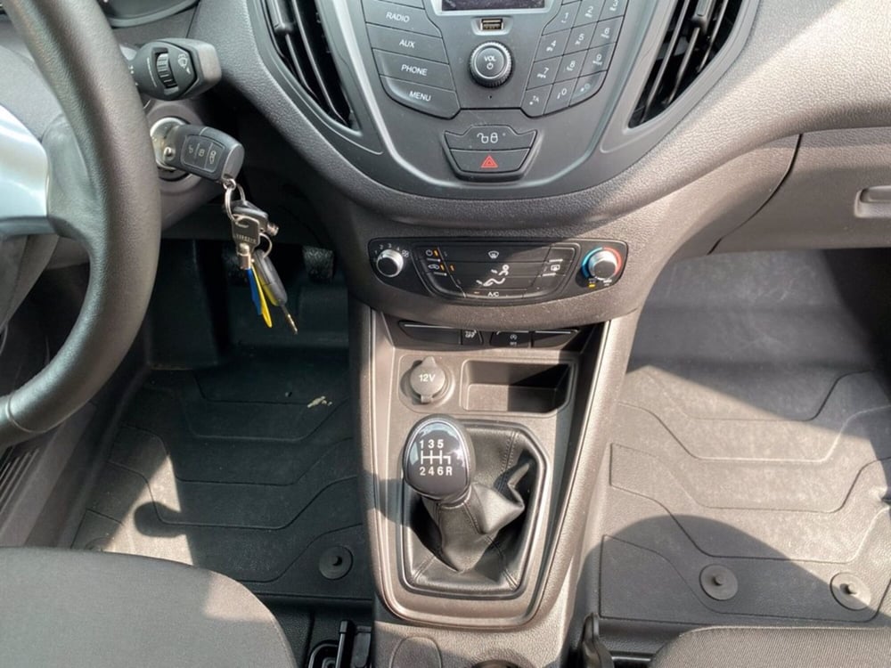 Ford Transit Courier usata a Milano (13)