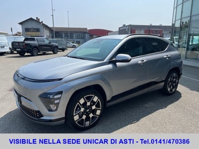 Hyundai Kona EV 64 kWh Exclusive del 2025 usata a Alba