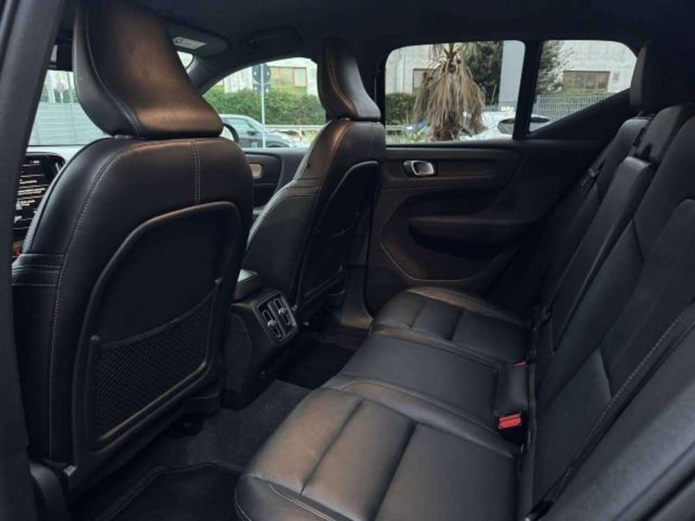 Volvo XC40 usata a Savona (14)