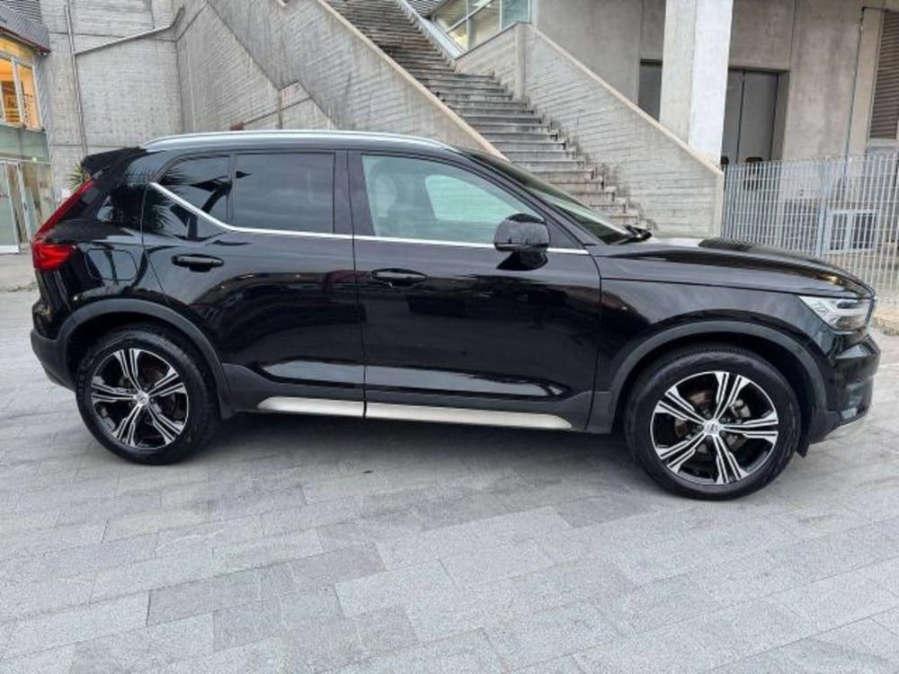 Volvo XC40 usata a Savona (3)