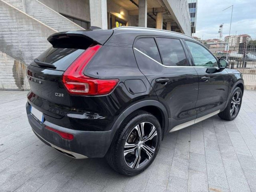 Volvo XC40 usata a Savona (4)