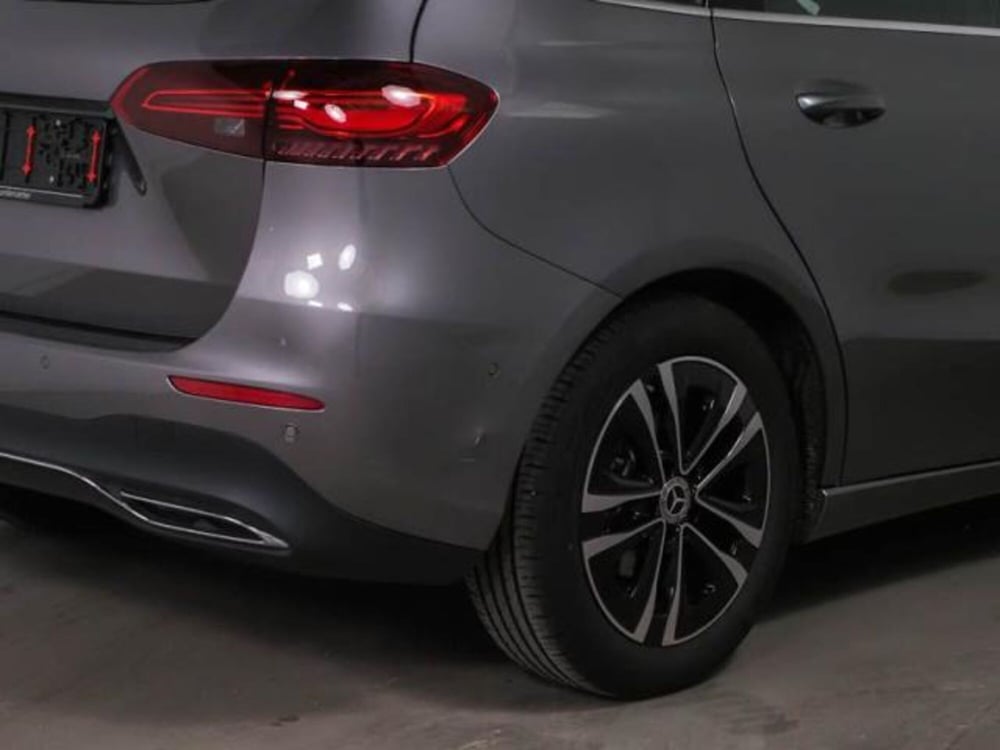 Mercedes-Benz Classe B usata a Milano (3)
