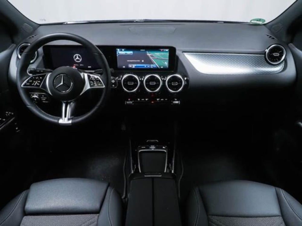 Mercedes-Benz Classe B usata a Milano (8)