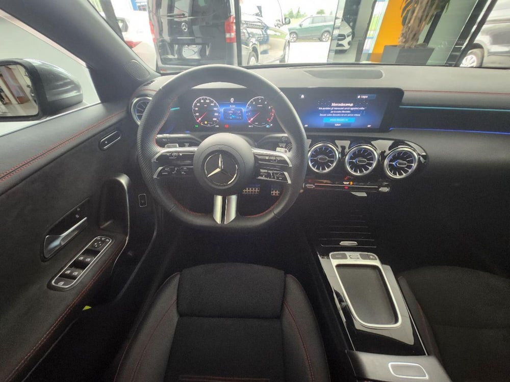 Mercedes-Benz CLA usata a Milano (12)