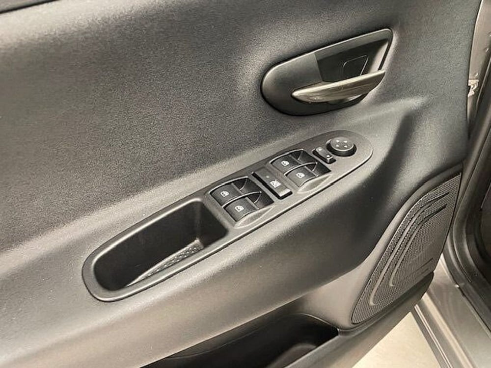 Lancia Ypsilon usata a Alessandria (10)