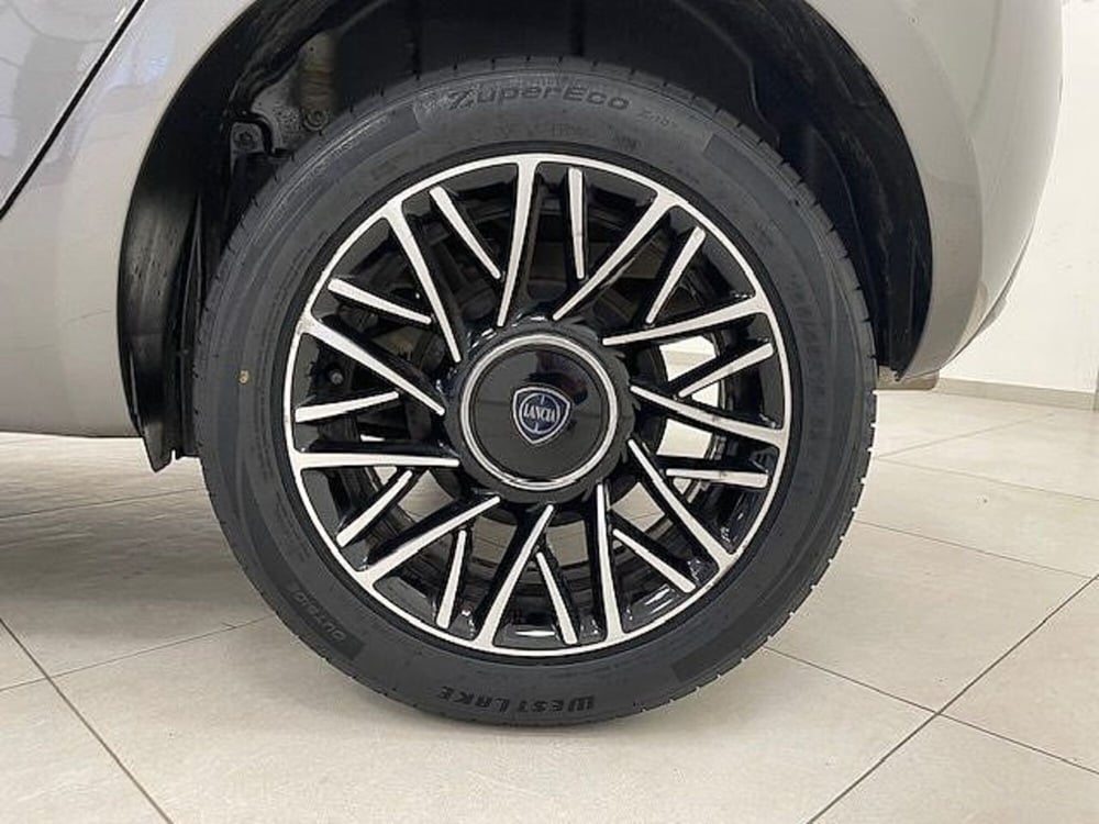 Lancia Ypsilon usata a Alessandria (14)