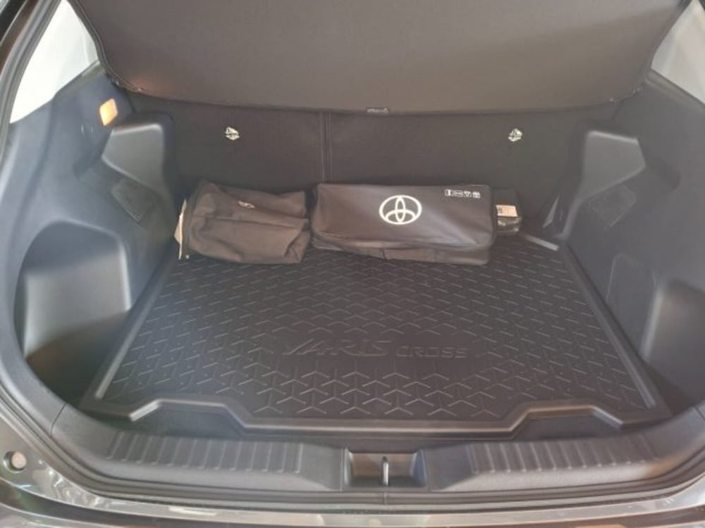Toyota Yaris Cross usata a Vicenza (6)