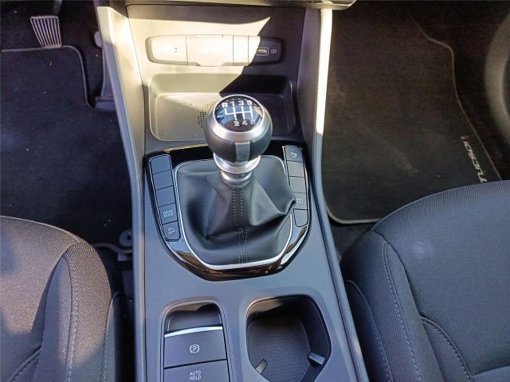 Hyundai Tucson usata a Bari (19)