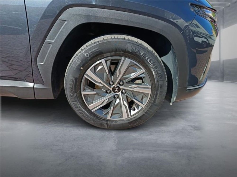 Hyundai Tucson usata a Bari (8)
