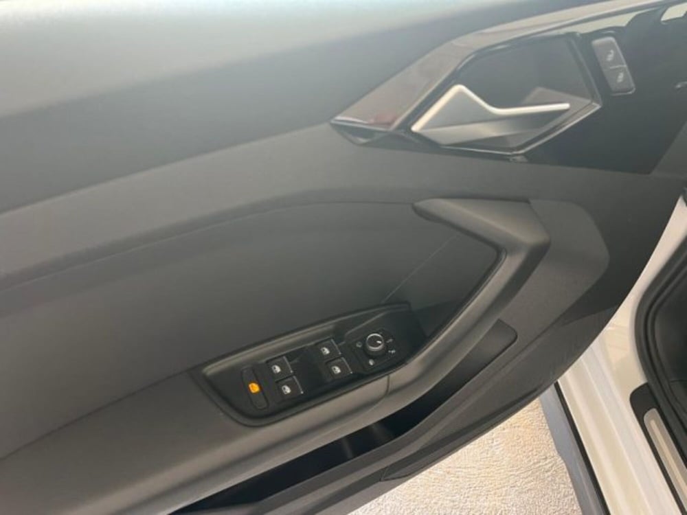 Audi A1 allstreet usata a Trapani (16)