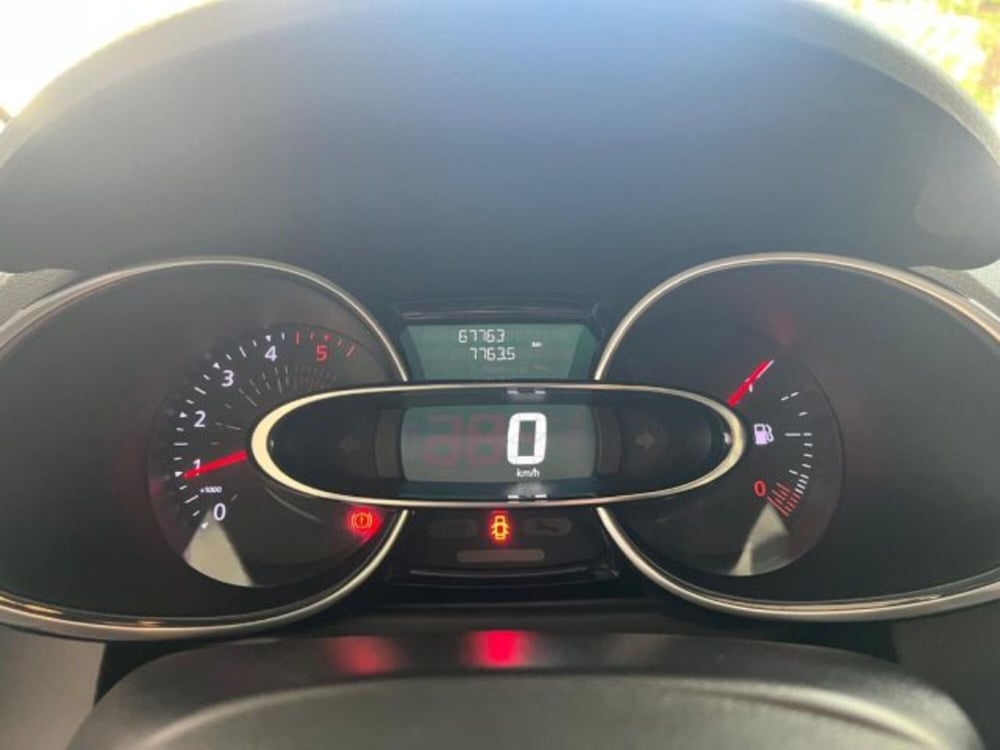 Renault Clio usata a Trapani (15)