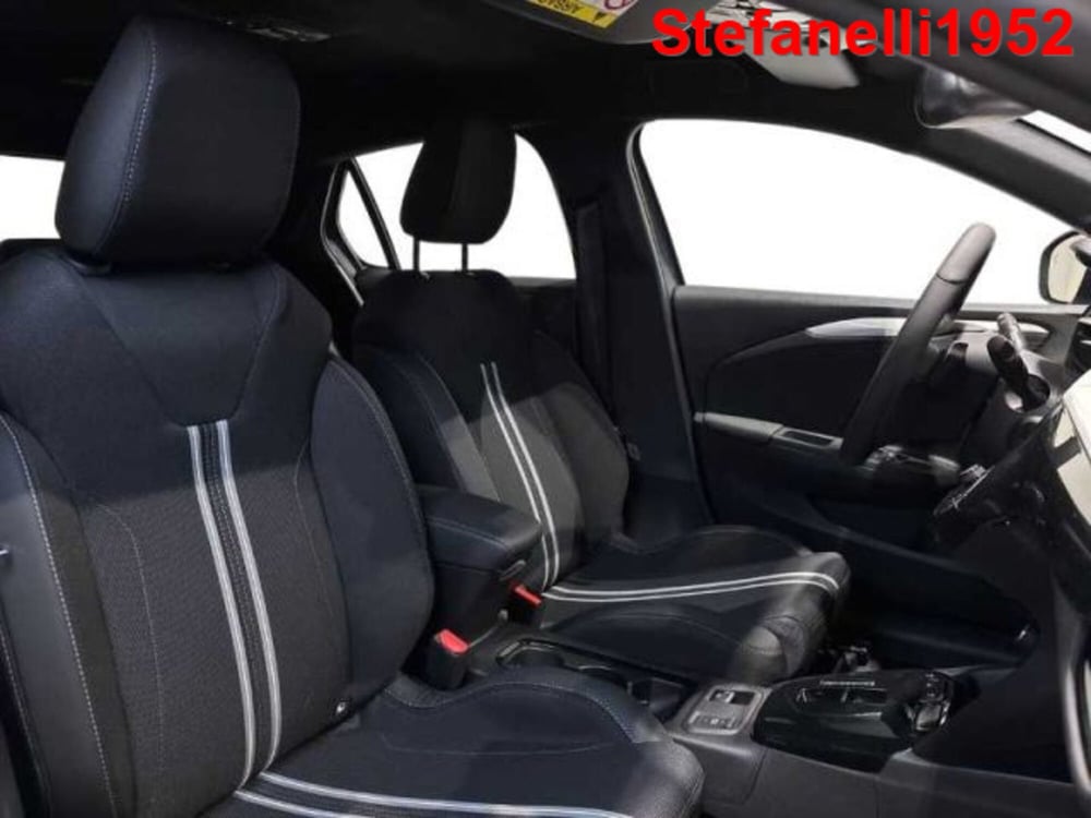 Opel Corsa nuova a Bologna (16)