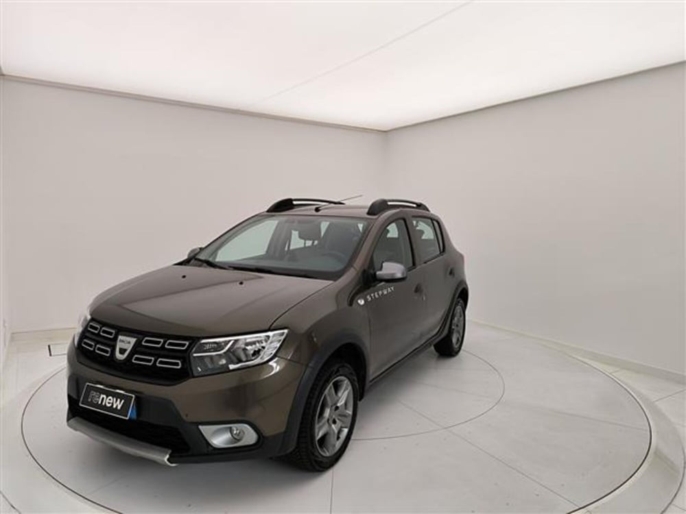 Dacia Sandero usata a Milano (6)
