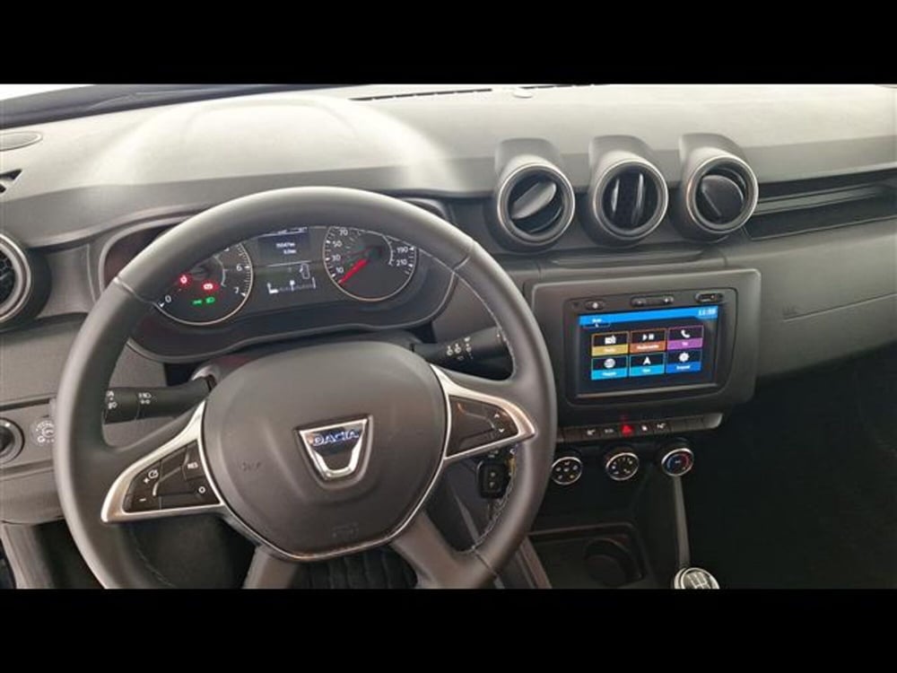 Dacia Duster usata a Milano (14)