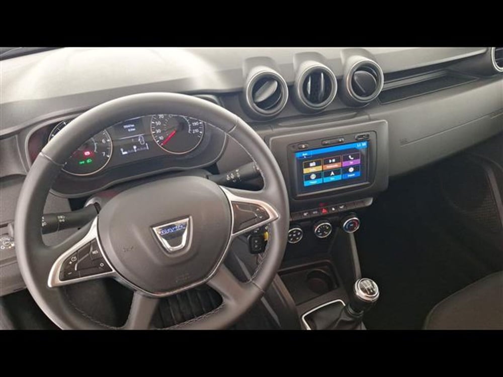 Dacia Duster usata a Milano (15)