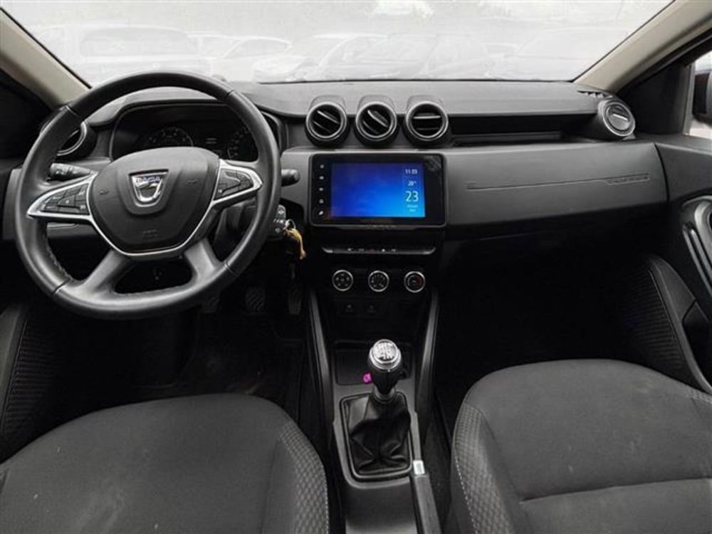 Dacia Duster usata a Livorno (10)