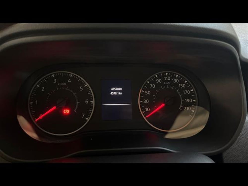 Dacia Duster usata a Catania (11)