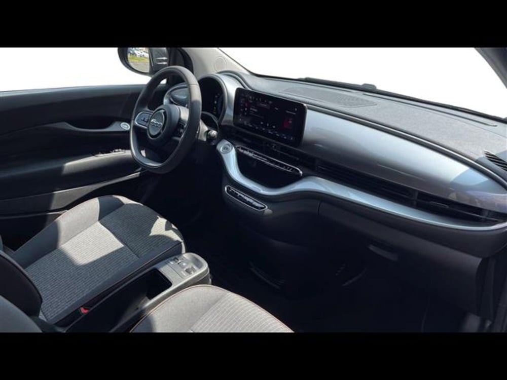 Fiat 500e Cabrio usata a Parma (12)
