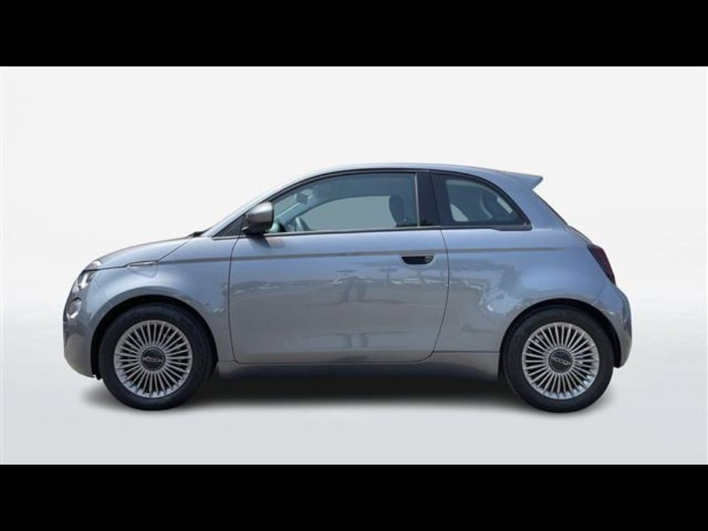Fiat 500e Cabrio usata a Parma (3)