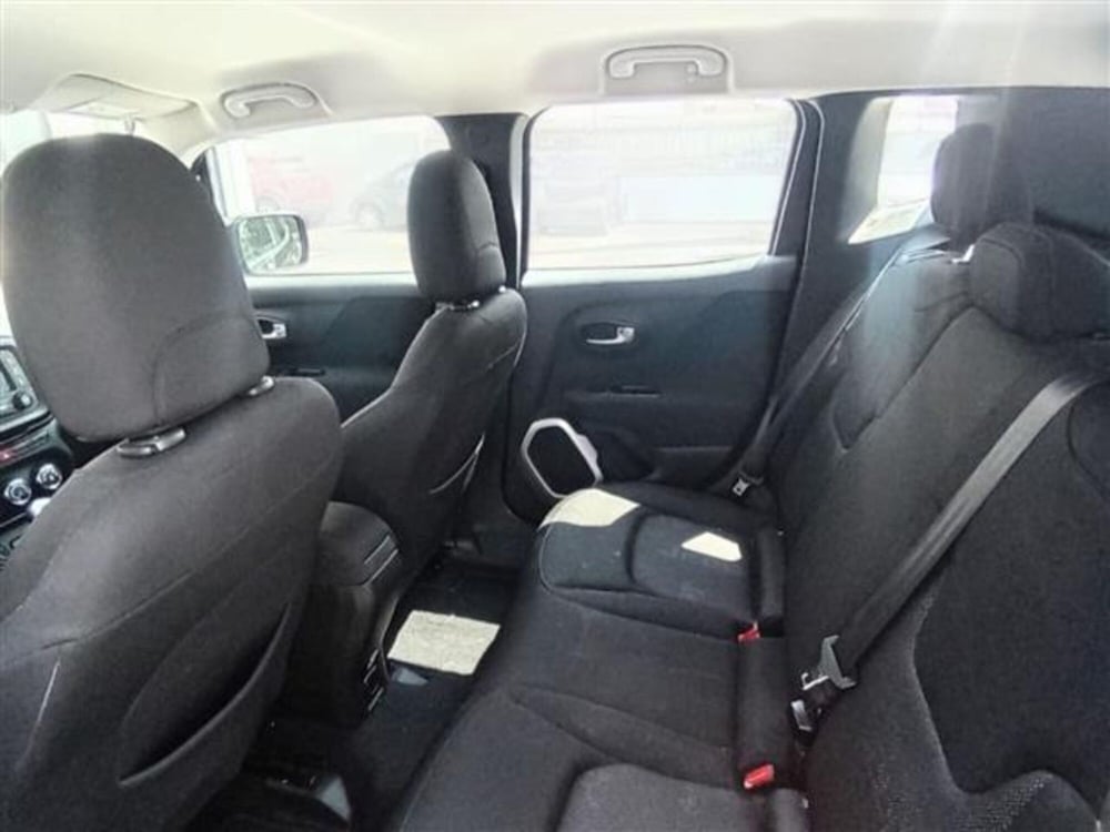 Jeep Renegade usata a Livorno (14)