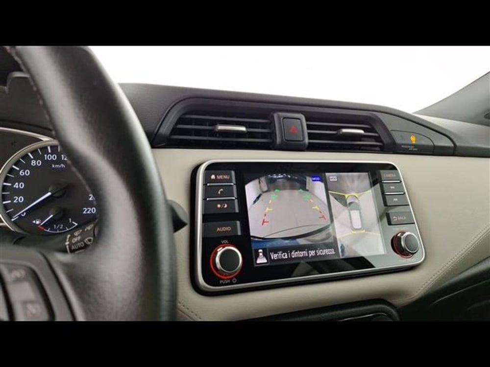 Nissan Micra usata a Milano (12)