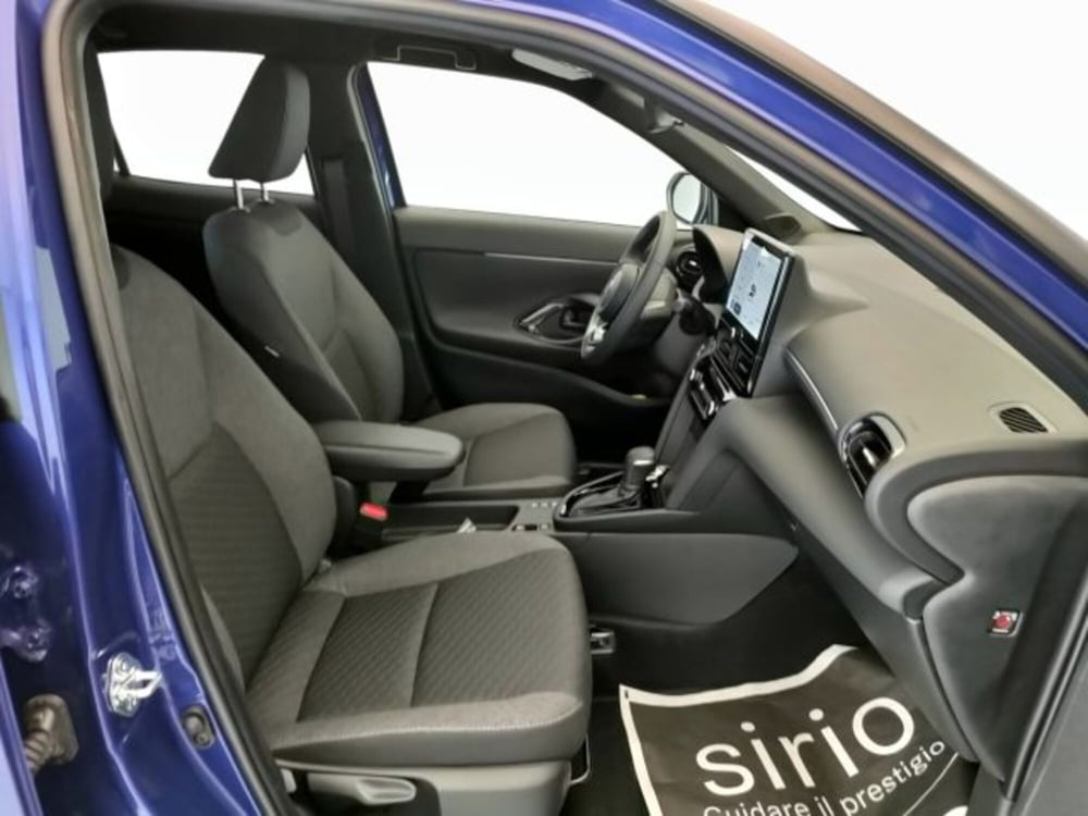 Toyota Yaris Cross nuova a Teramo (9)